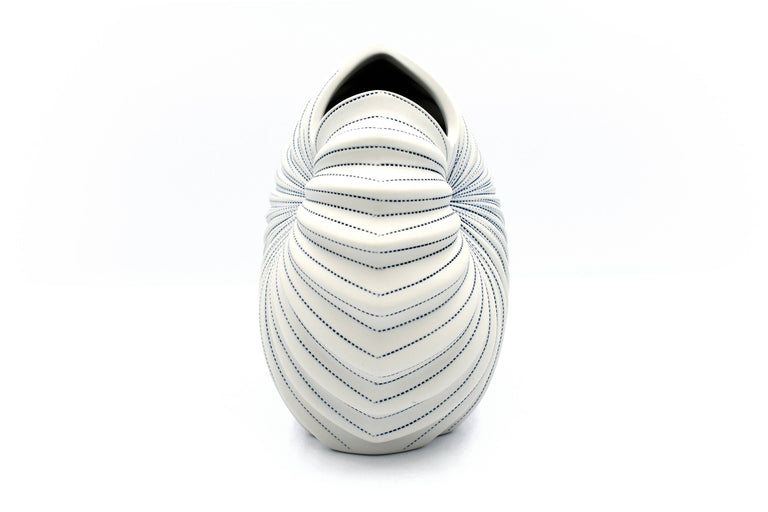 PORCELAIN PALM VASE  •  M