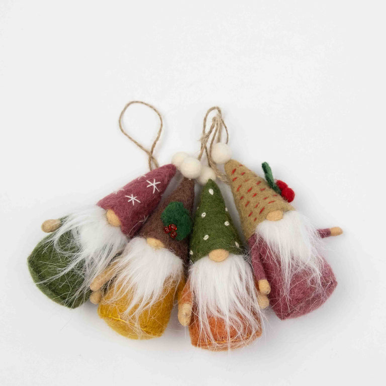 FELT GNOMES ORNAMENT | HOLIDAY