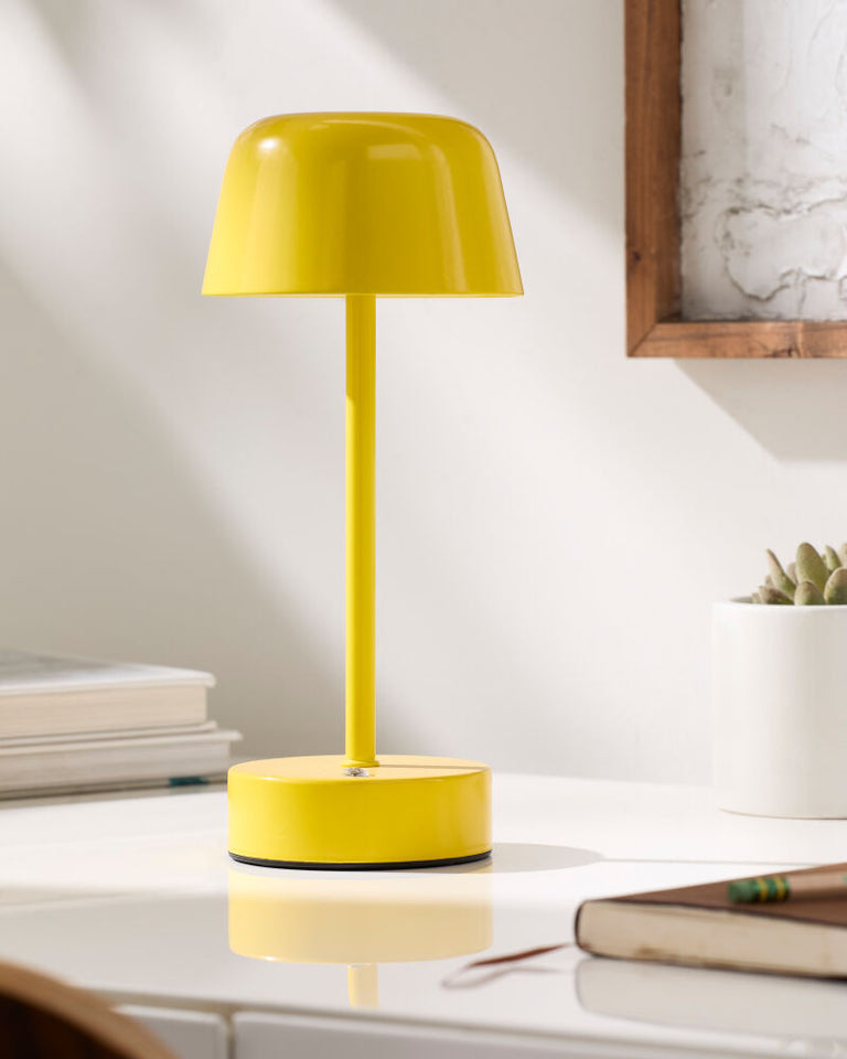 FURNAS TABLE LAMPS | LIGHTING