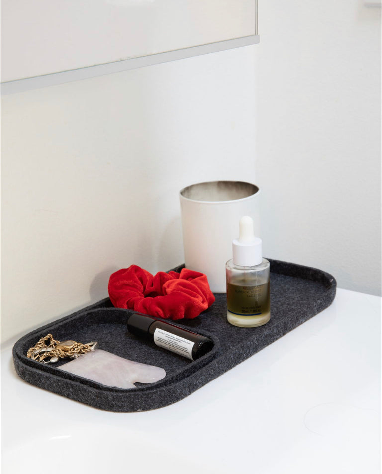 The Medium Tray