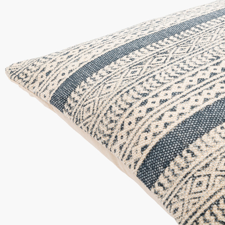 JANYA | PILLOWS