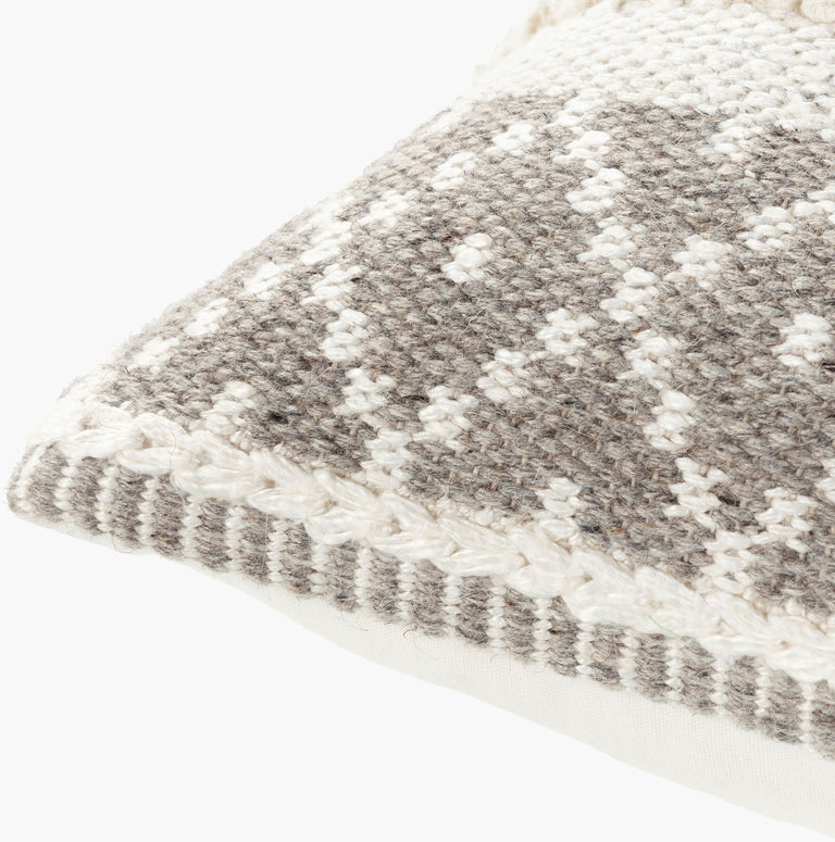 LORENS | PILLOWS