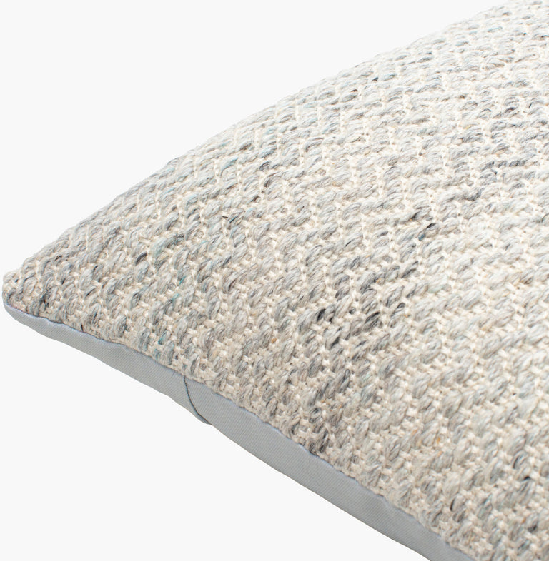 OBJECTIVE | PILLOWS