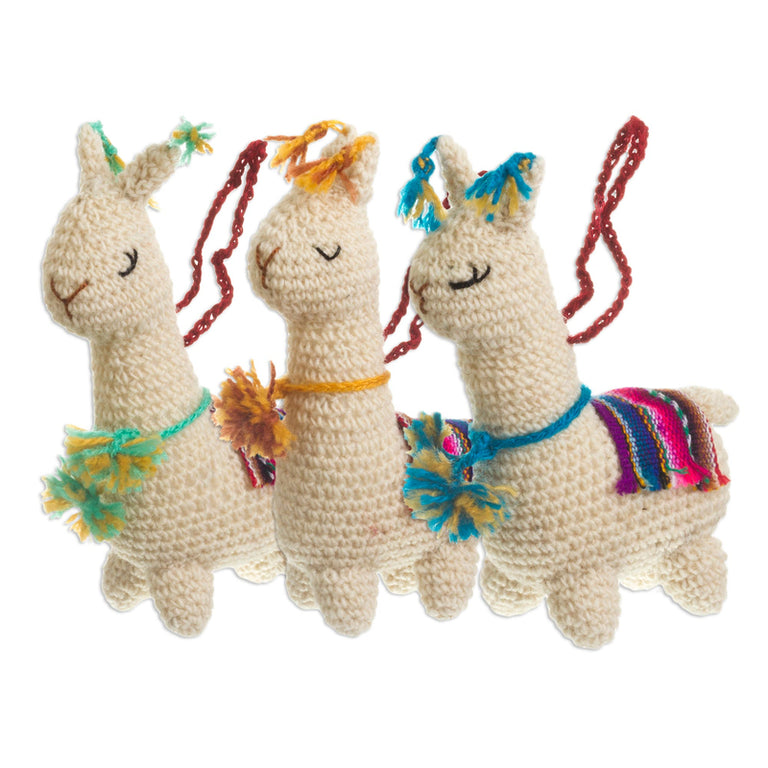 CROCHETED WOOL LITTLE LLAMAS (PERU)