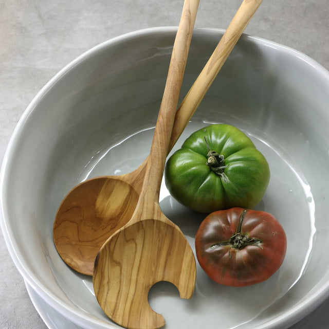 OLIVE WOOD CRESCENT SERVING SET | SERVING UTENSILS