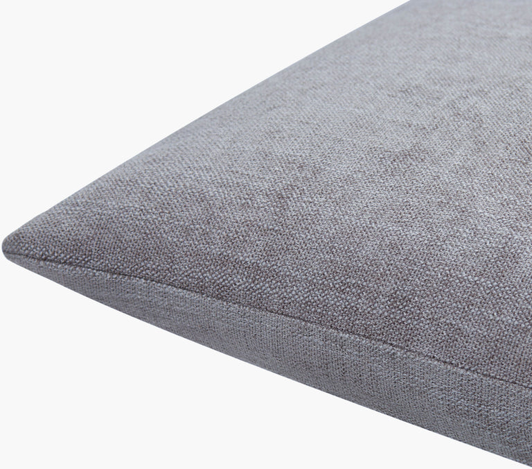 ZUNAIRA | PILLOWS