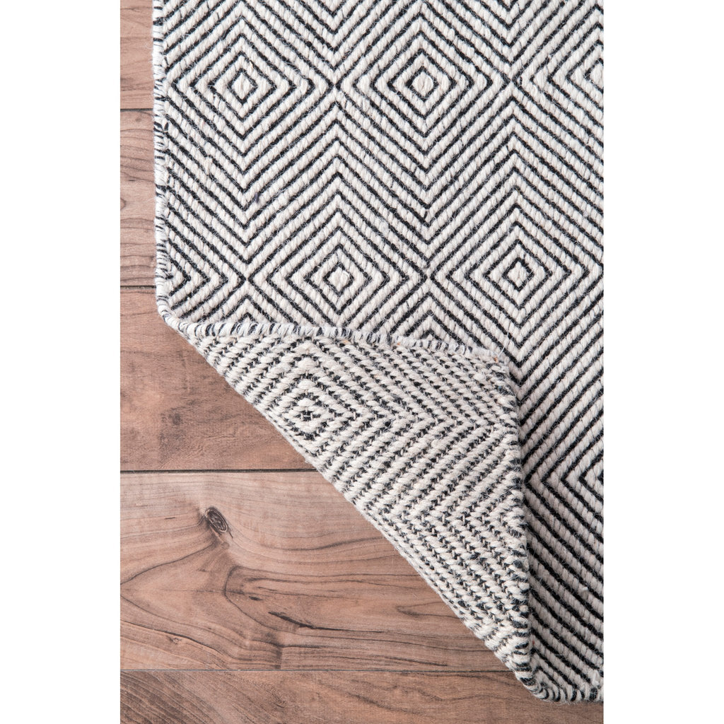 HAND WOVEN AGO RUG | RUGS | STAG & MANOR