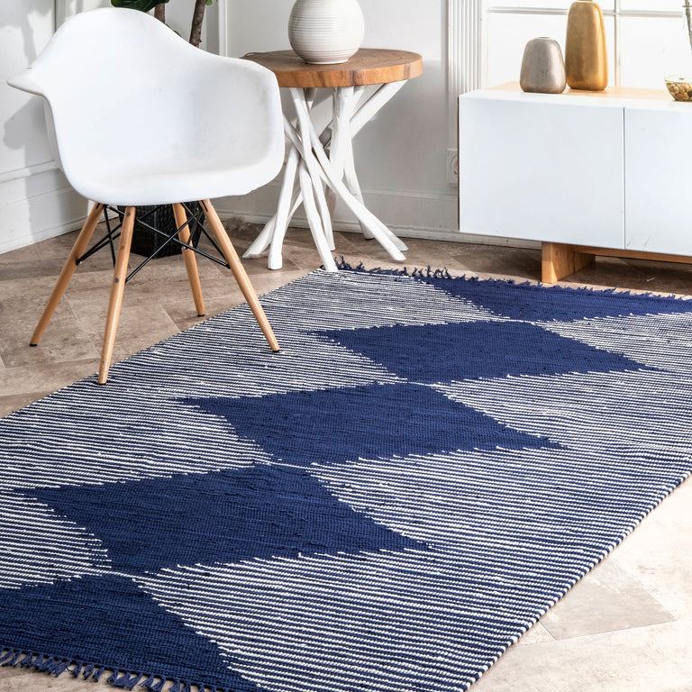 WOVEN LINED DIAMONDS | RUGS