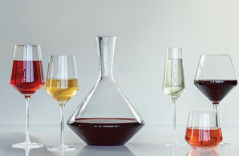 ANGLED CRYSTAL WINE DECANTER | COCKTAIL ENTERTAINING