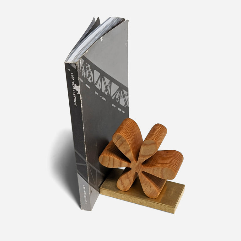 ASTERISK BOOKEND | OBJECTS