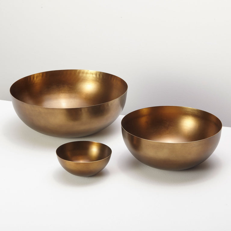 BRONZE COBBLED BOWL | ENTERTAINING