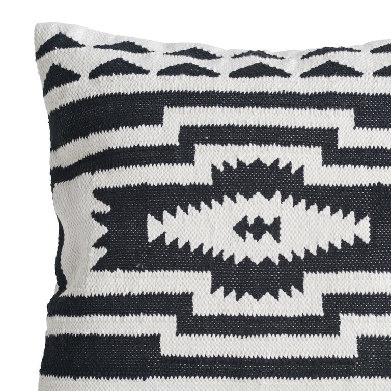 BLACK GRAPHIC COTTON KILIM PILLOW | PILLOWS