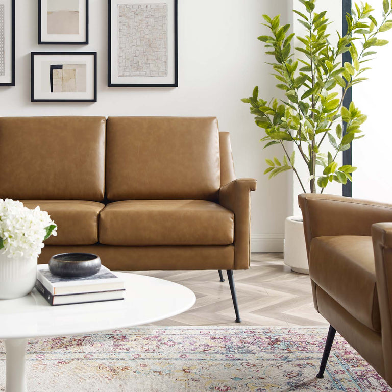 CHESAPEAKE SOFAS AND ARMCHAIRS | LIVING ROOM