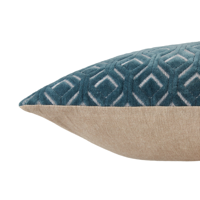 Nouveau Colinet |  Pillow from India