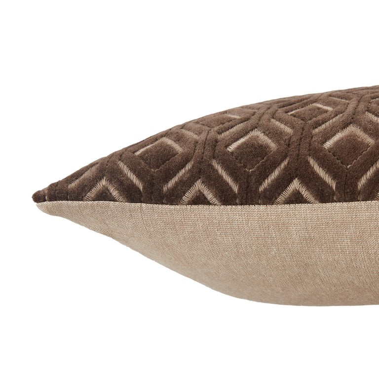 Nouveau Colinet |  Pillow from India