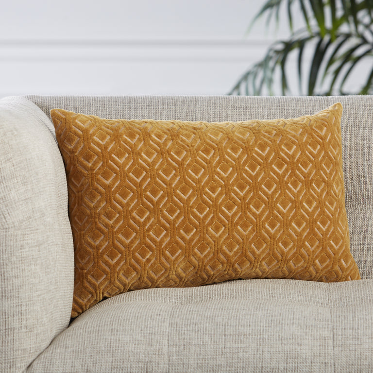 Nouveau Colinet |  Pillow from India