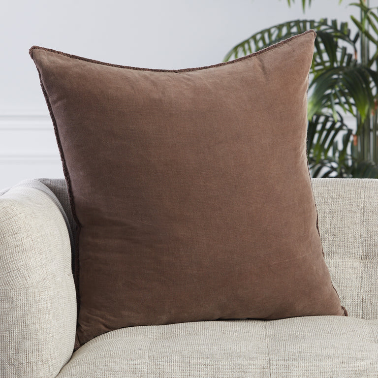 Nouveau Sunbury |  Pillow from India