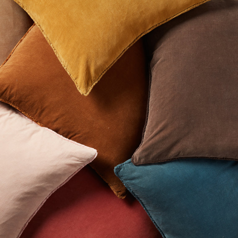 Nouveau Sunbury |  Pillow from India