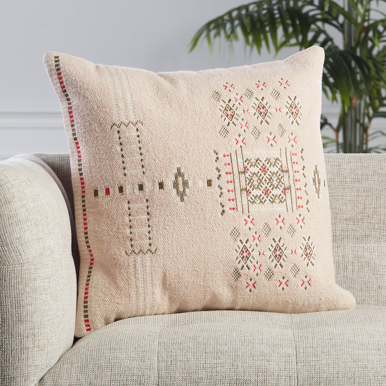 Puebla Maram |  Pillow from India