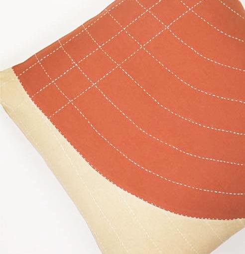 COPPER CURVE THROW PILLOW