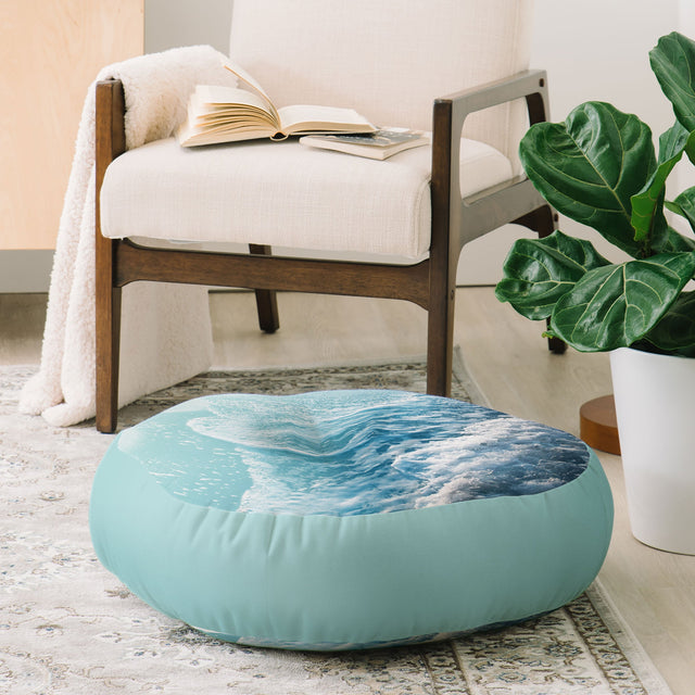 Soft Turquoise Ocean Dream Waves Floor Pillow Round