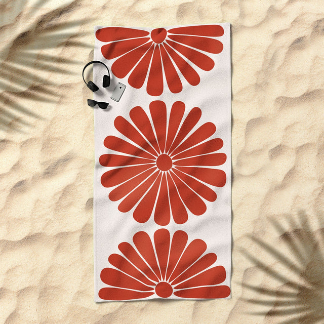 Retro Daisy III Beach Towel