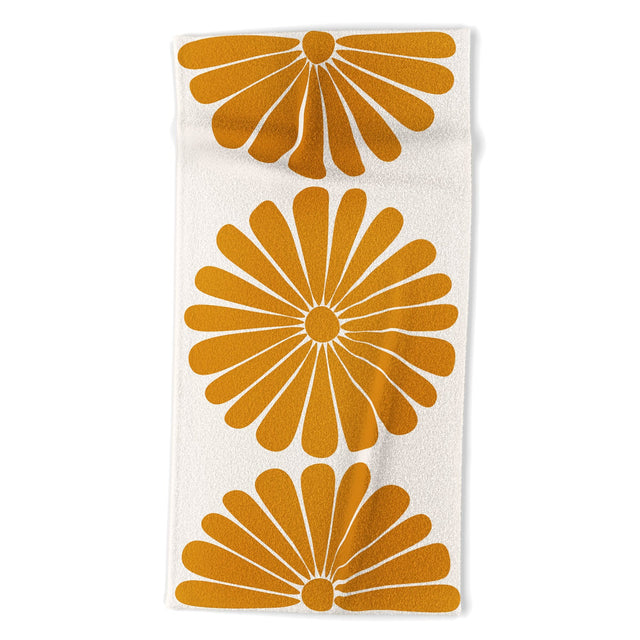 Retro Daisy V Beach Towel