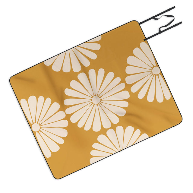 Retro Daisy XIX Outdoor Blanket