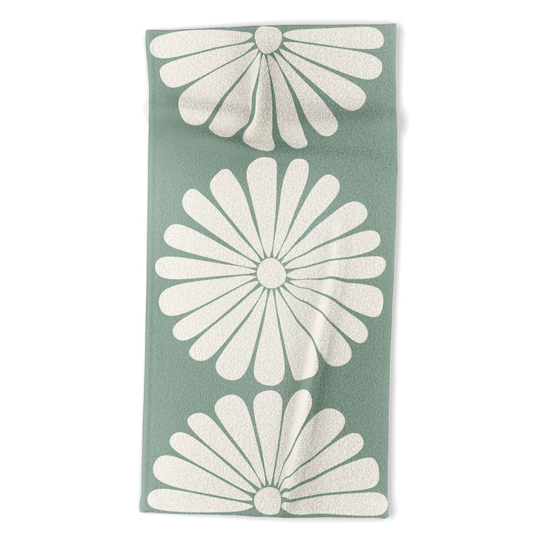 Retro Daisy XX Beach Towel