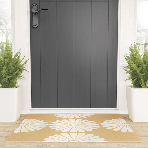 Retro Daisy XXIV Welcome Mat