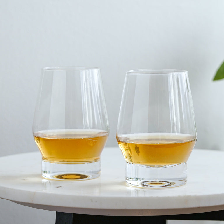 HEAVY BASE CRYSTAL WHISKEY GLASSES 